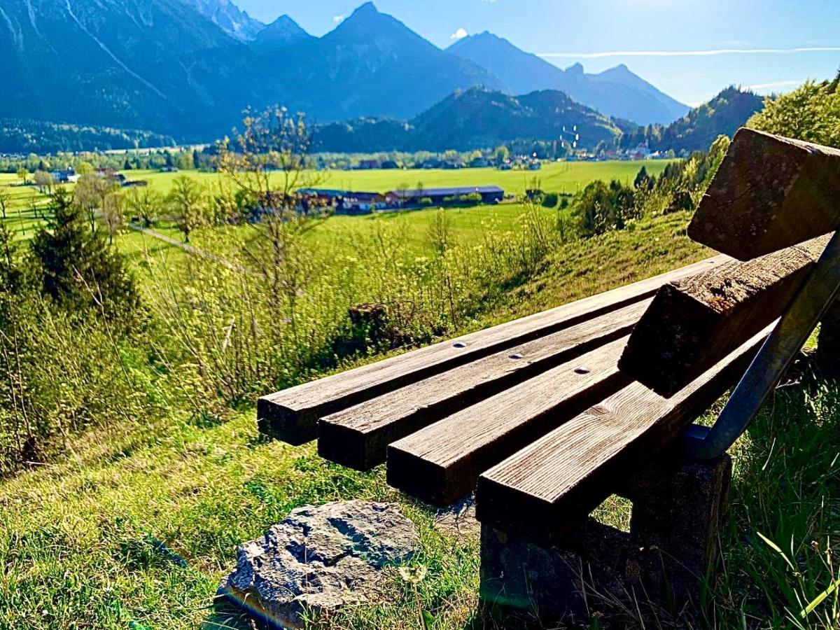 Gutshof Zum Schluxen Appartement Pinswang Buitenkant foto